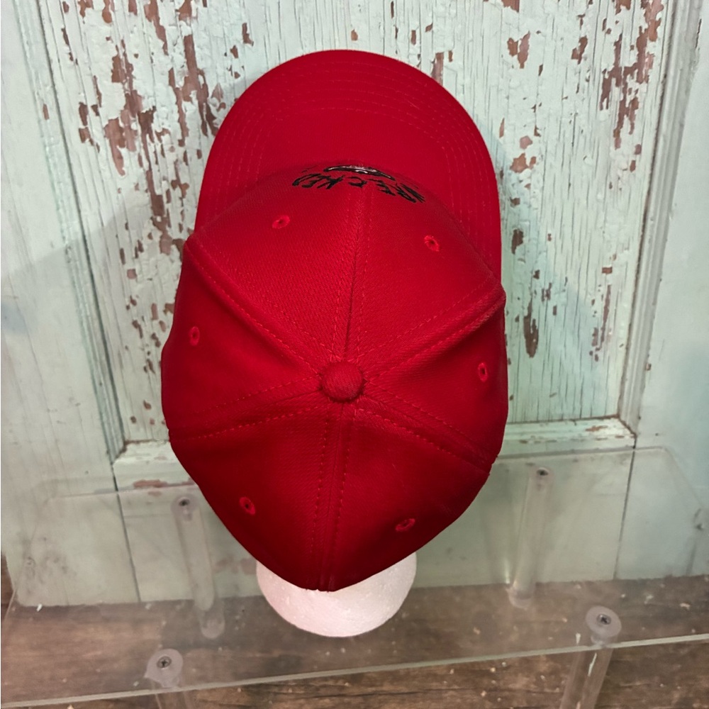Red “Wrecked at the Reef” hat - Picture 3 of 5
